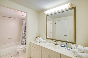 Walk to Daytona Beach: Resort Condo w/ Pool Access