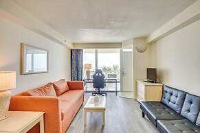 Walk to Daytona Beach: Resort Condo w/ Pool Access