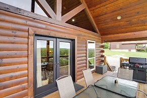 Near Current River: Family-friendly Cabin w/ Deck!
