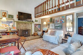 4 Mi to Lake Santeetlah: Cabin w/ Deck & Views