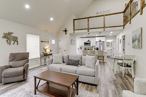 Walk to River: Newly Built Home in Heber Springs!