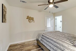 Walk to River: Newly Built Home in Heber Springs!