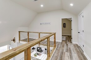 Walk to River: Newly Built Home in Heber Springs!