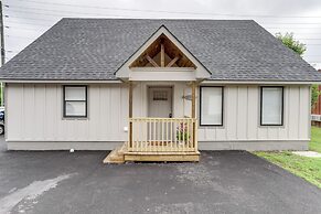 Walk to River: Newly Built Home in Heber Springs!