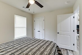 Walk to River: Newly Built Home in Heber Springs!