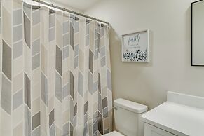 Walk to River: Newly Built Home in Heber Springs!