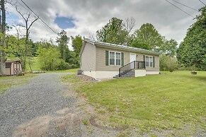 Fish, Hunt & Hike: Pet-friendly Home in Allenwood