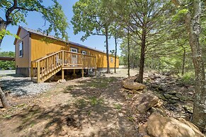 Hike, Fish & Explore: Peaceful Mcalester Cabin!