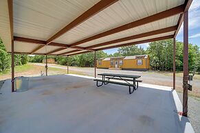 Hike, Fish & Explore: Peaceful Mcalester Cabin!