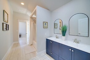 Hike, Fish & Explore: Peaceful Mcalester Cabin!