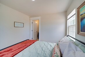 Cabin in Petrified Forest - Modern Mcalester Gem!