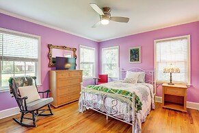 Home 1 Mi to Dtwn Conway: Great for Beach Days!