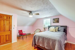 Home 1 Mi to Dtwn Conway: Great for Beach Days!