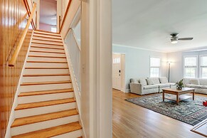 Home 1 Mi to Dtwn Conway: Great for Beach Days!