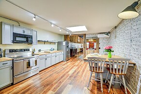 Walkable Townhome: 'M on Main' in Wytheville