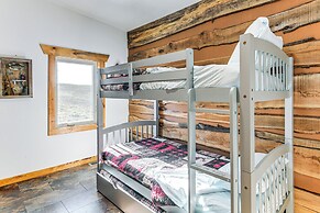 5 Mi to Lake: Secluded Pinedale Retreat w/ Sauna!