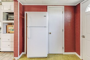 Walkable Beach Retreat on Chesapeake Bay!