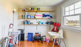 Walkable Beach Retreat on Chesapeake Bay!