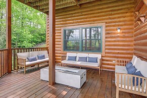 Game Room, Hot Tub & Decks: Scenic Franklin Cabin