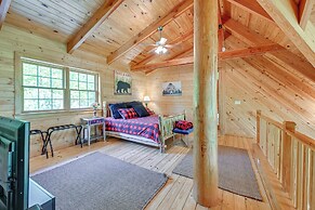 Game Room, Hot Tub & Decks: Scenic Franklin Cabin