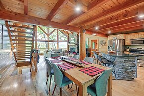 Game Room, Hot Tub & Decks: Scenic Franklin Cabin