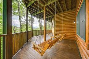 Game Room, Hot Tub & Decks: Scenic Franklin Cabin