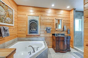 Game Room, Hot Tub & Decks: Scenic Franklin Cabin