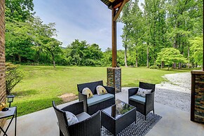 Creekside Retreat w/ Mtn Views in Lambsburg!