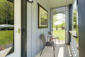 2 Mi to Main Street: Cabin w/ Hot Tub in Monterey!