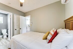 2 Mi to Main Street: Cabin w/ Hot Tub in Monterey!