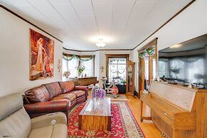 2 Mi to Minnesota River: Family Home Near Fishing!