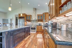 On-site Vineyard: Gem on 10 Acres in Pilot Hill!