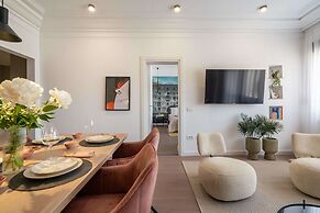 Spacious 3BR by Cismigiu Gardens Calea Victoriei