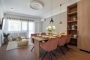 Spacious 3BR by Cismigiu Gardens Calea Victoriei