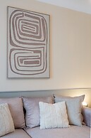 Elegant 3BR Flat Steps From Romanian Athenaeum