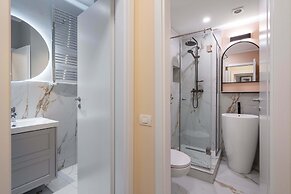 Elegant 3BR Flat Steps From Romanian Athenaeum