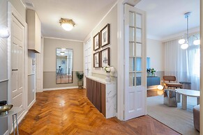 Elegant 3BR Flat Steps From Romanian Athenaeum