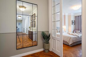 Elegant 3BR Flat Steps From Romanian Athenaeum
