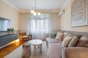 Elegant 3BR Flat Steps From Romanian Athenaeum