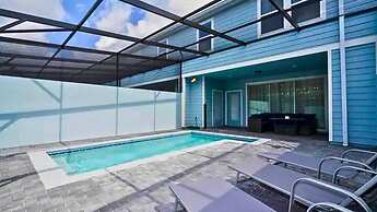 Modern 5BR Townhouse w Private Pool Near Disney