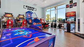 Modern 5BR Townhouse w Private Pool Near Disney