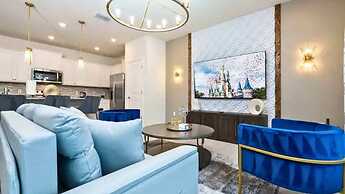 Modern 5BR Townhouse w Private Pool Near Disney