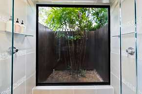 Modere - Pool Entertainer Child Pet