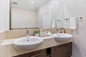 Modere - Pool Entertainer Child Pet