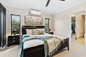 Modere - Pool Entertainer Child Pet