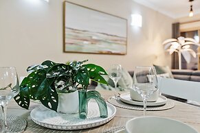 Palmview Heights - 9 Pools BBQ Gym