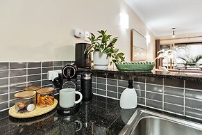 Palmview Heights - 9 Pools BBQ Gym