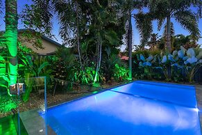 Curlews Nest - Pool BBQ and Beach