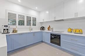 Curlews Nest - Pool BBQ and Beach