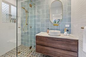 Curlews Nest - Pool BBQ and Beach